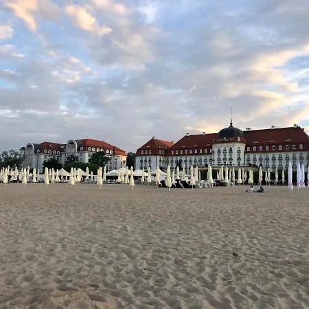 Gold By - 150 M Do Plazy - Parking Апартаменты Сопот