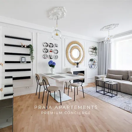 Gold By - 150 M Do Plazy - Parking Apartment