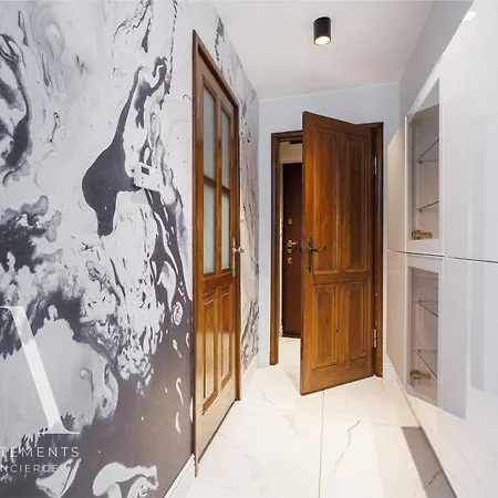 Апартаменты Gold By - 150 M Do Plazy - Parking *