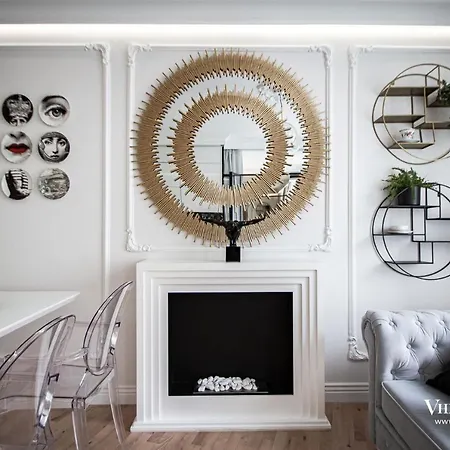 Апартаменти Gold By - 150 M Do Plazy - Parking