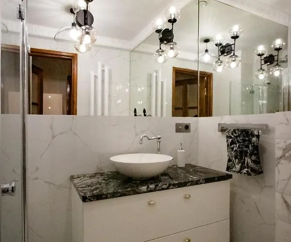 Gold By - 150 M Do Plazy - Parking Apartment *